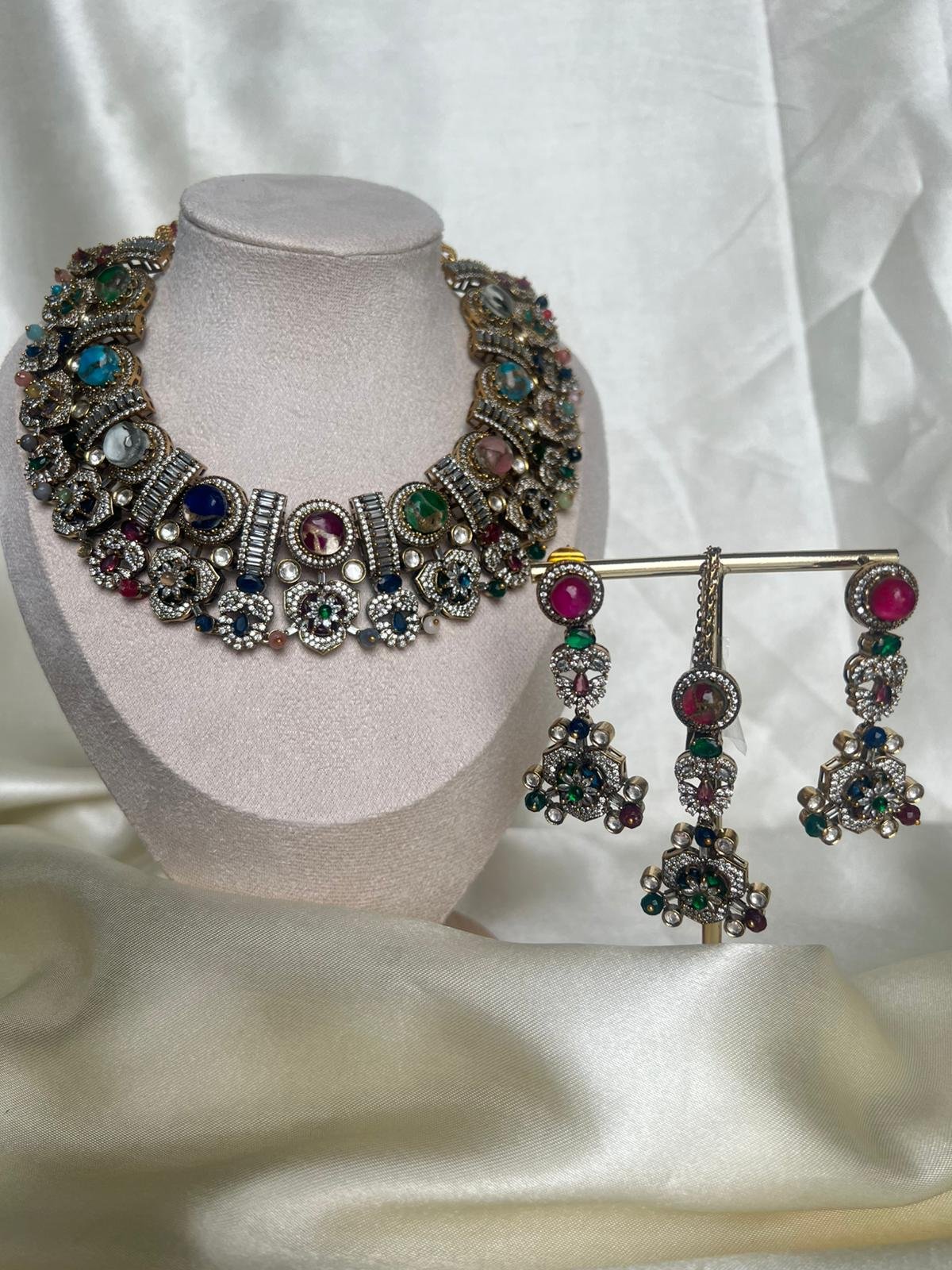Fusion Work Necklace 4